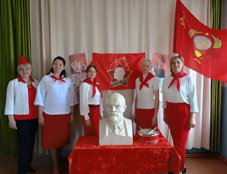 День детских общественных организаций России.